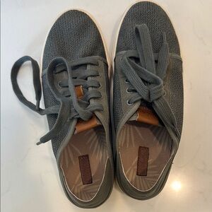 OluKai Gray Athletic Shoes with Cushioned Collar and Lace-Up Design